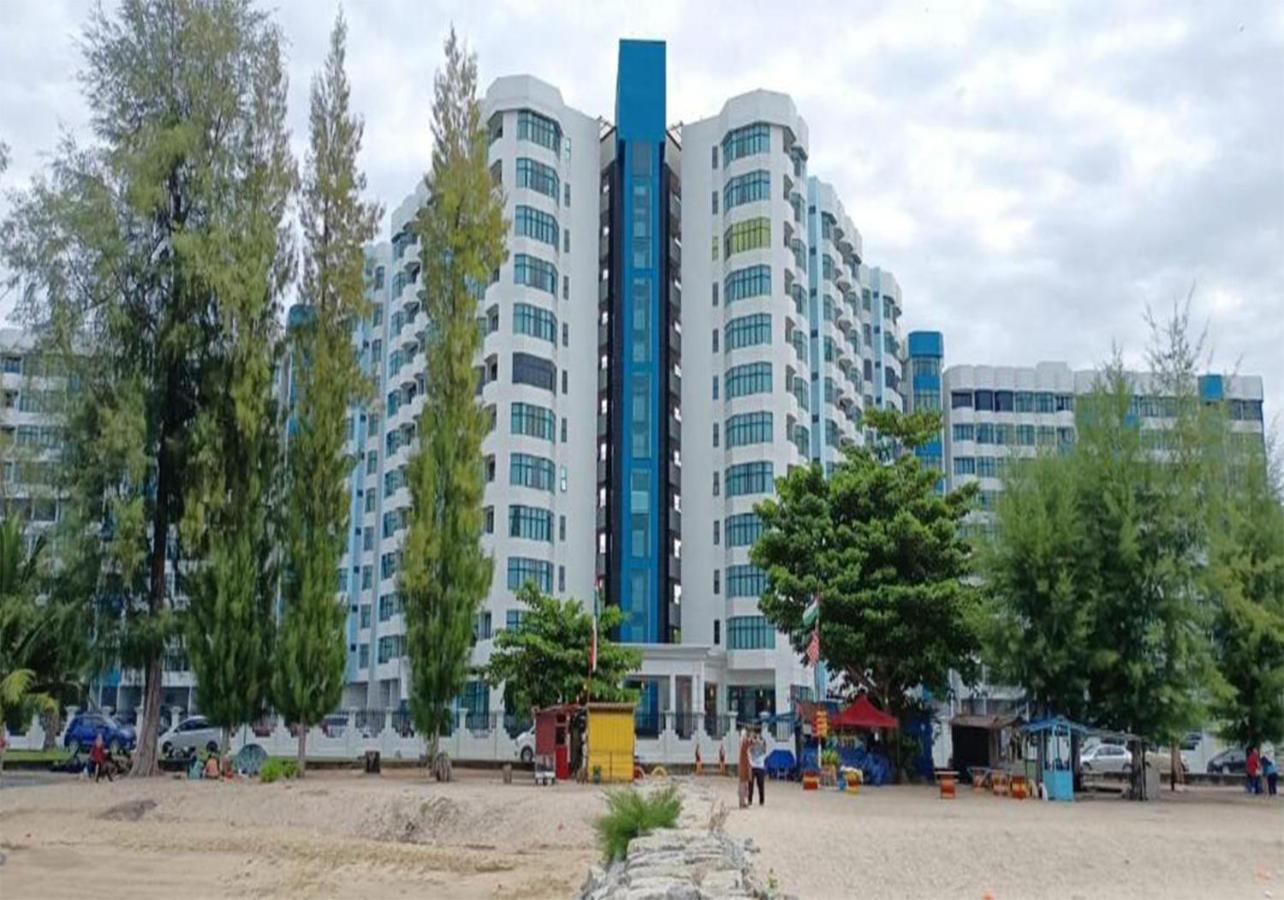 Mutiara Melaka Beach Resort - Islamic Compliance Only Tangga Batu Exterior foto